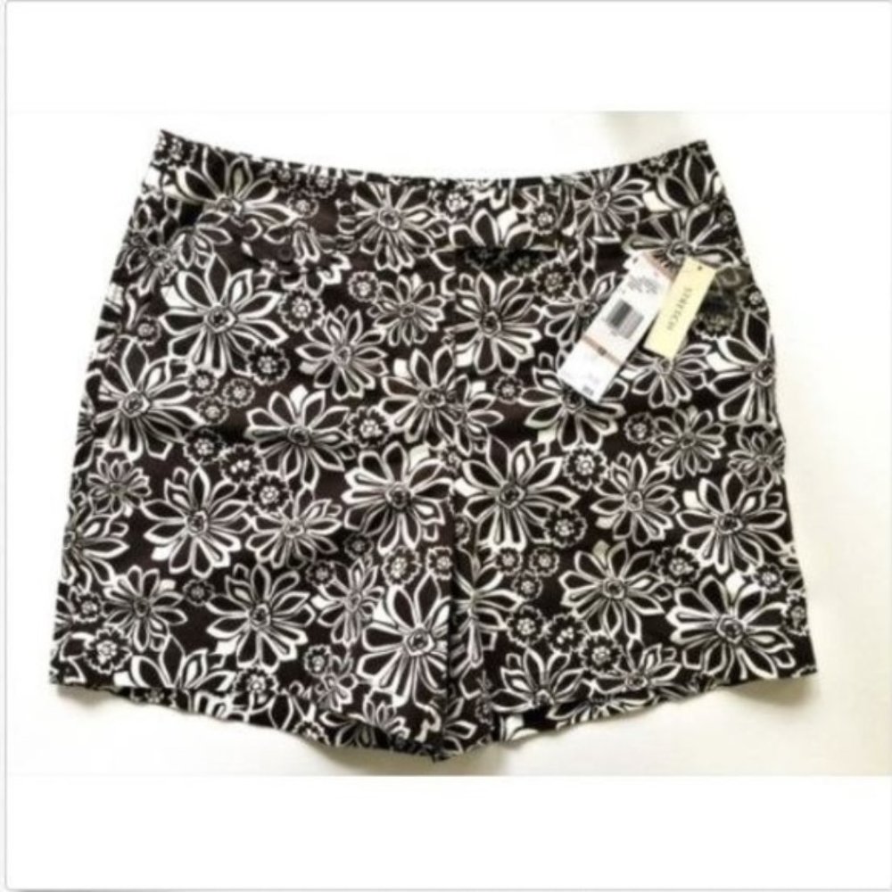Jones New York Shorts Brown Floral Size 12 NWT